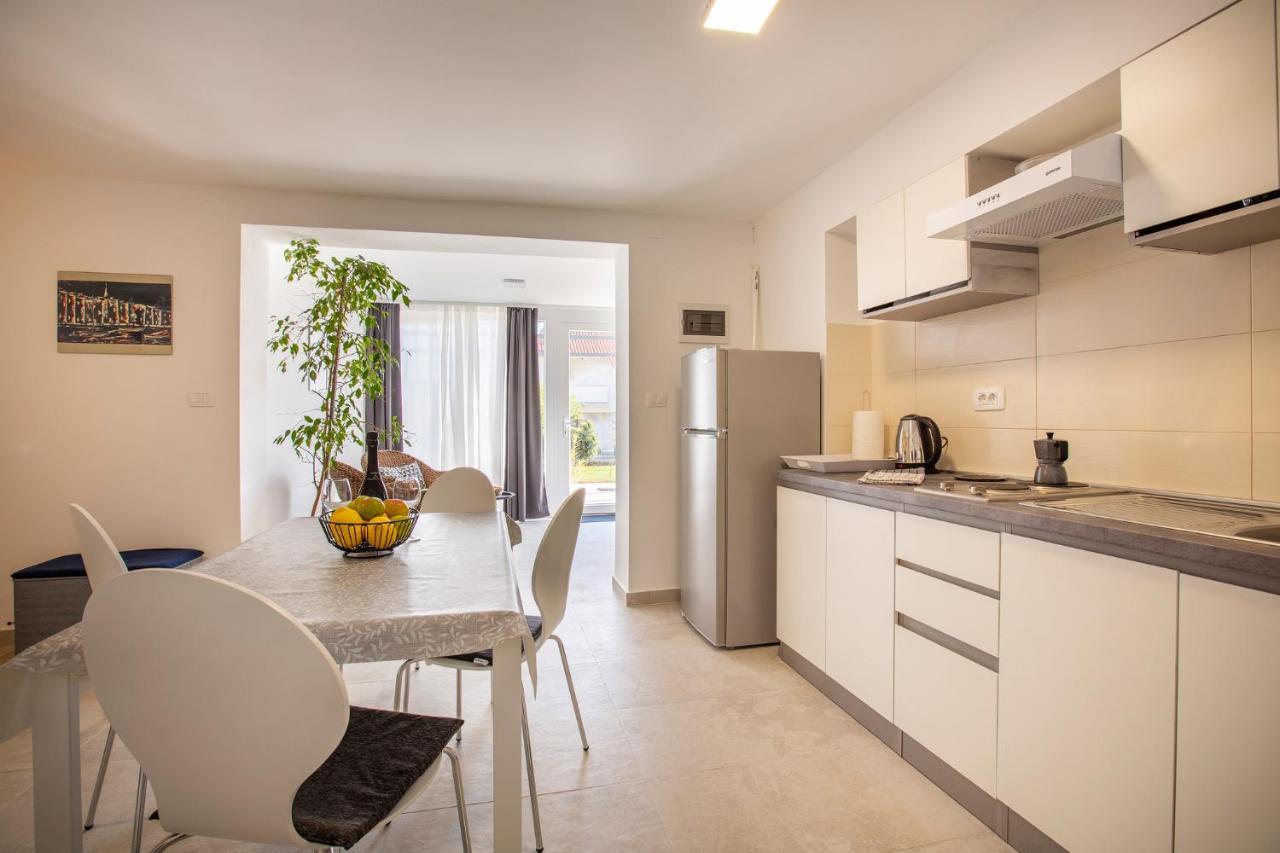 Apartaments Punta Relax Umag Exterior photo